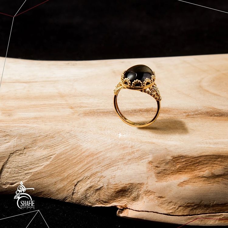 انگشتر با نگین انیکس.jpg